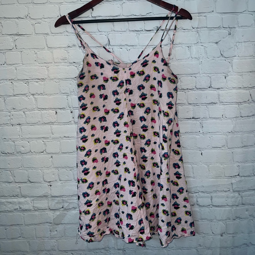 xhilaration pink multicolor cheetah print top size M - Picture 2 of 5